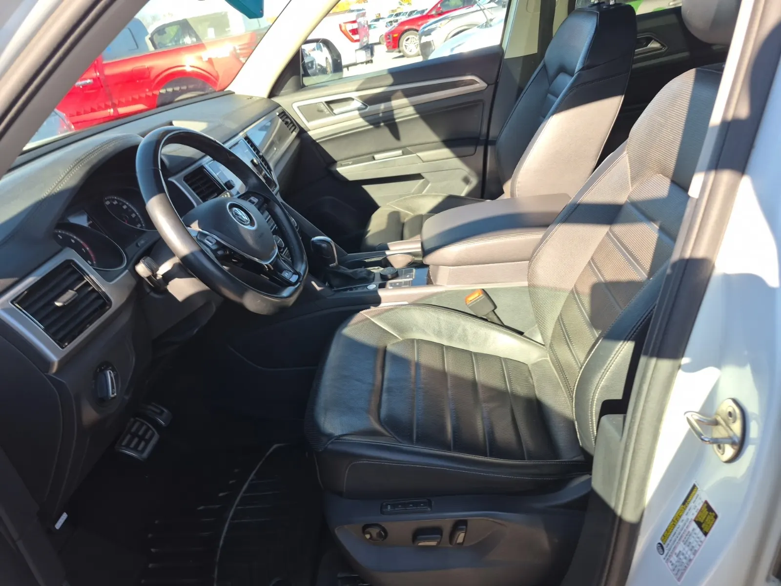 Front Interior Photo