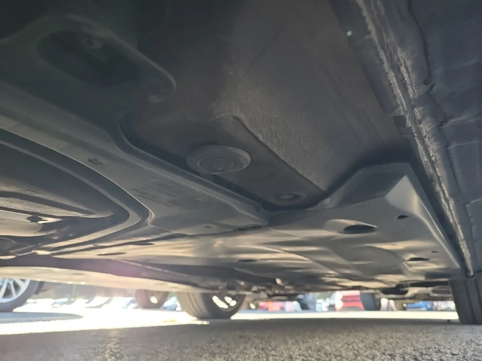 Undercarriage - Passenger Photo