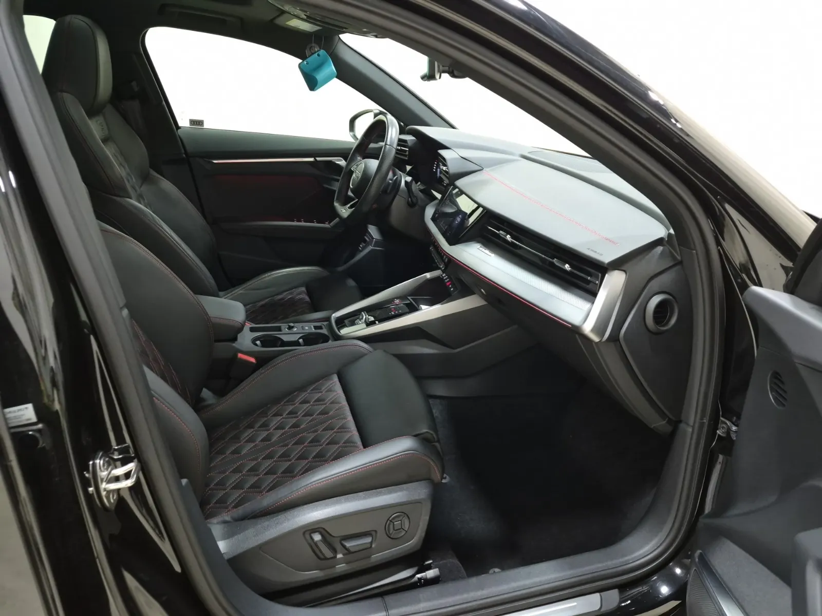 Right Side Interior Photo