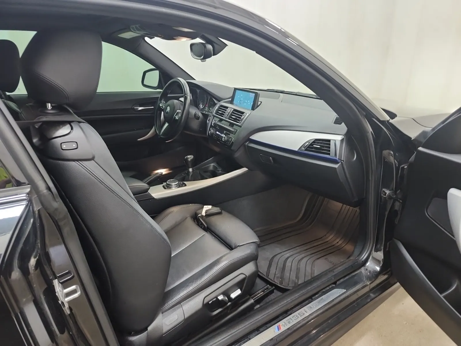 Right Side Interior Photo
