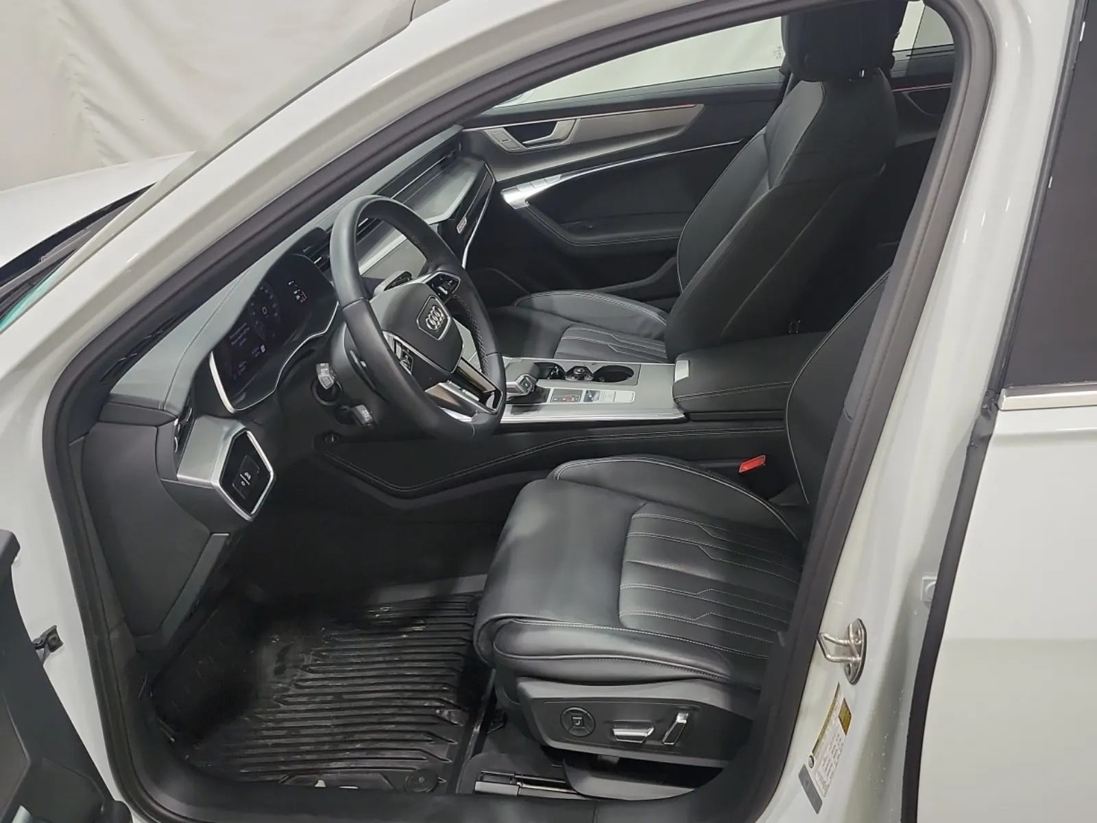 Front Interior Photo