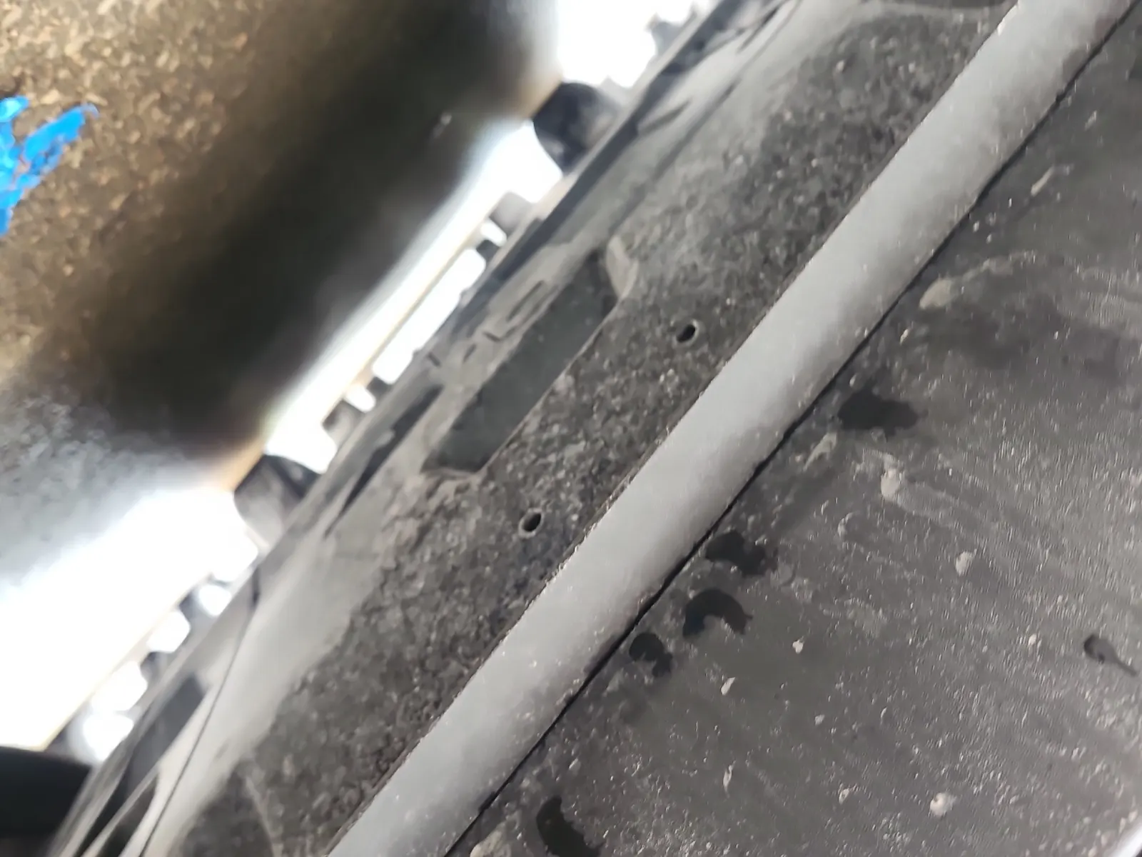 Undercarriage - Front Photo