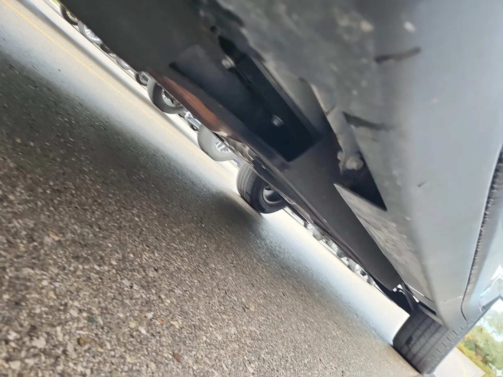 Undercarriage - Driver Photo