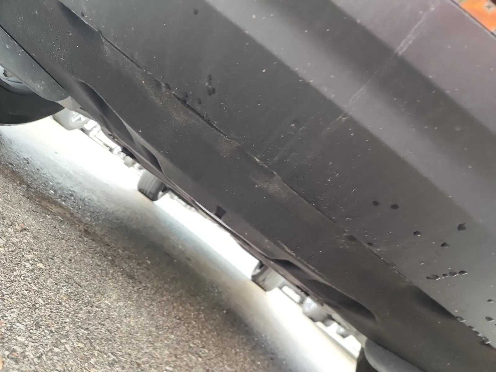 Undercarriage - Front Photo