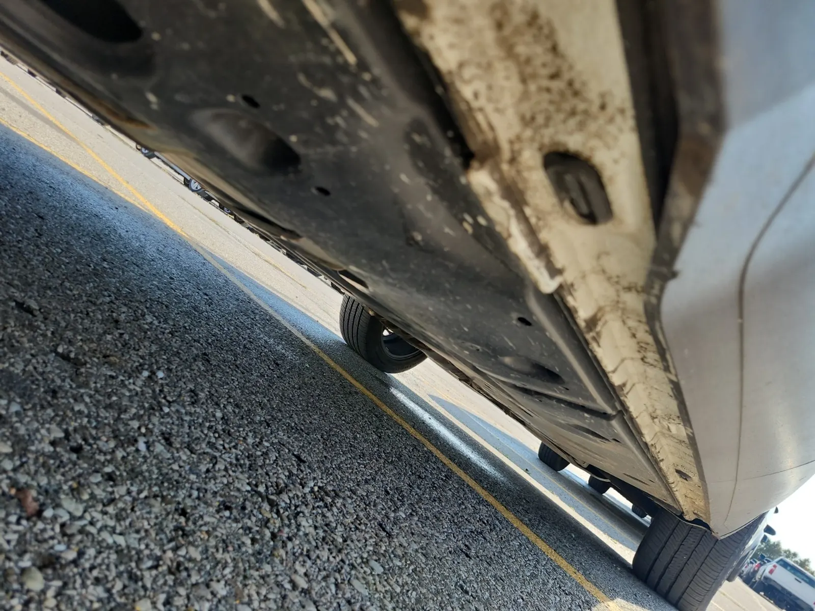 Undercarriage - Passenger Photo