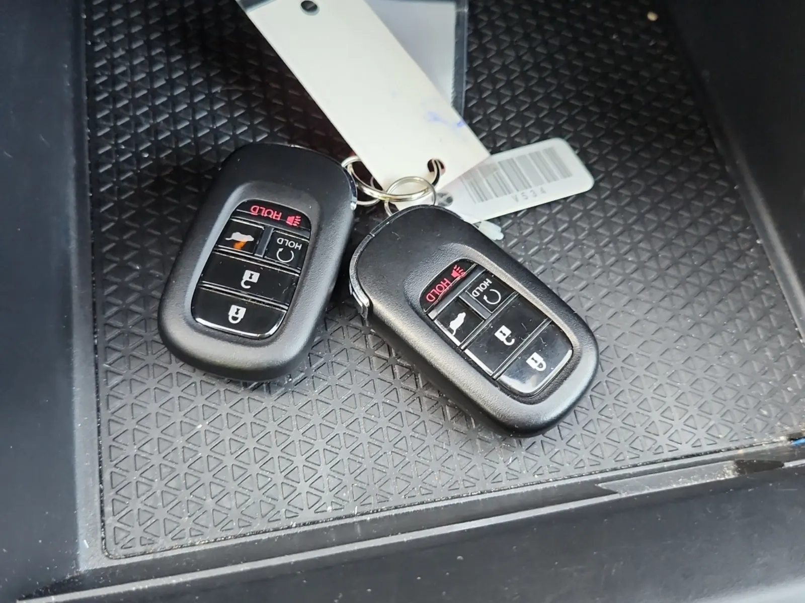 Keys/Fobs/Manual Photo