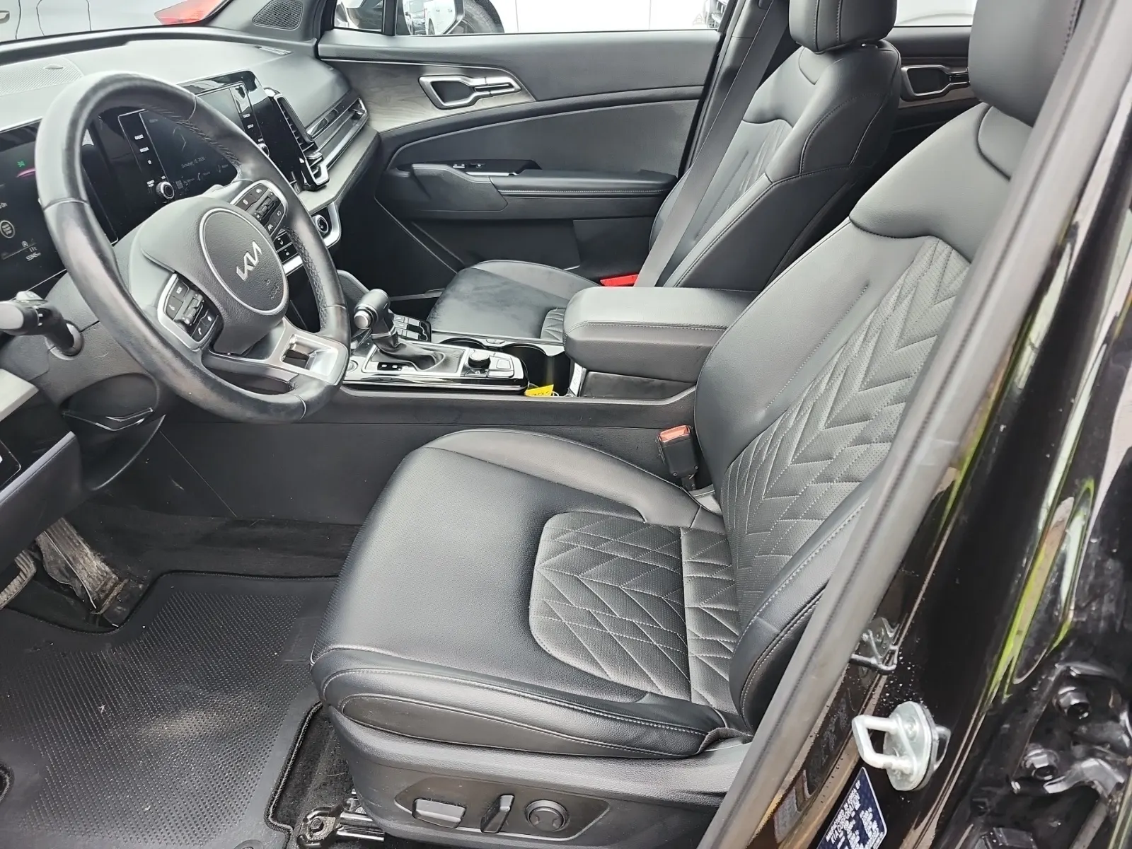 Front Interior Photo