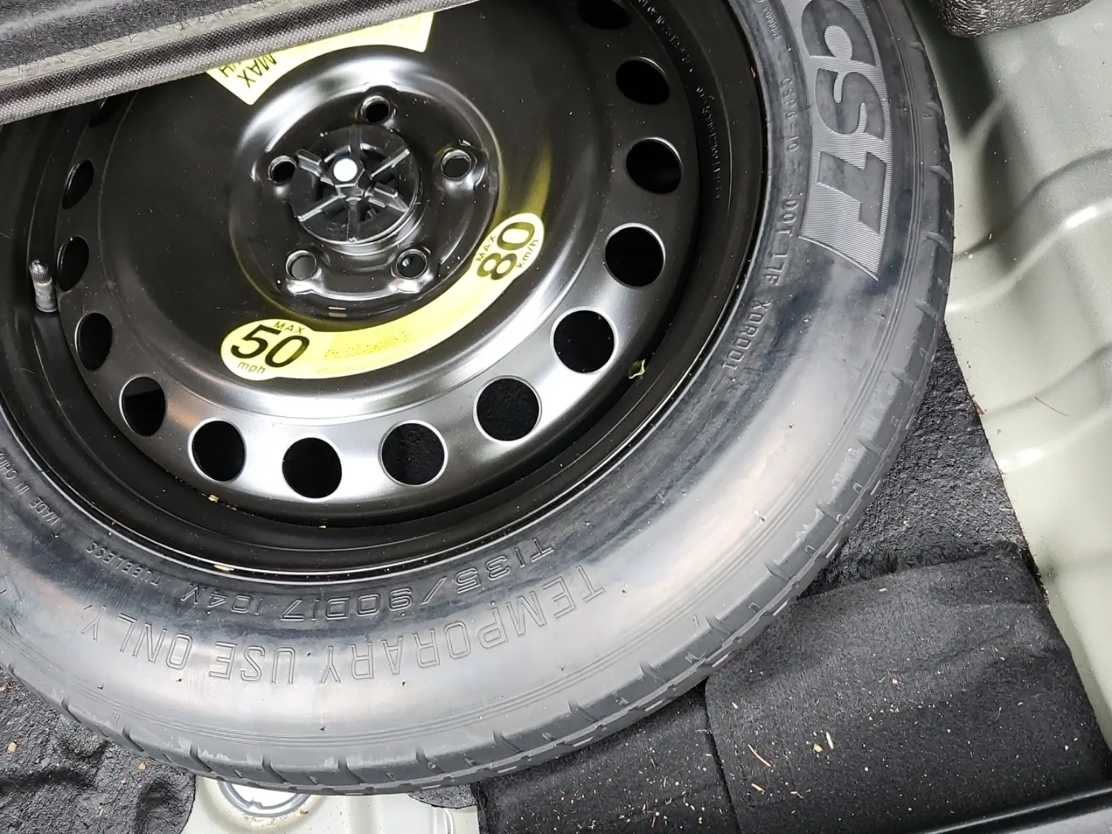Spare Tire & Wheel Photo