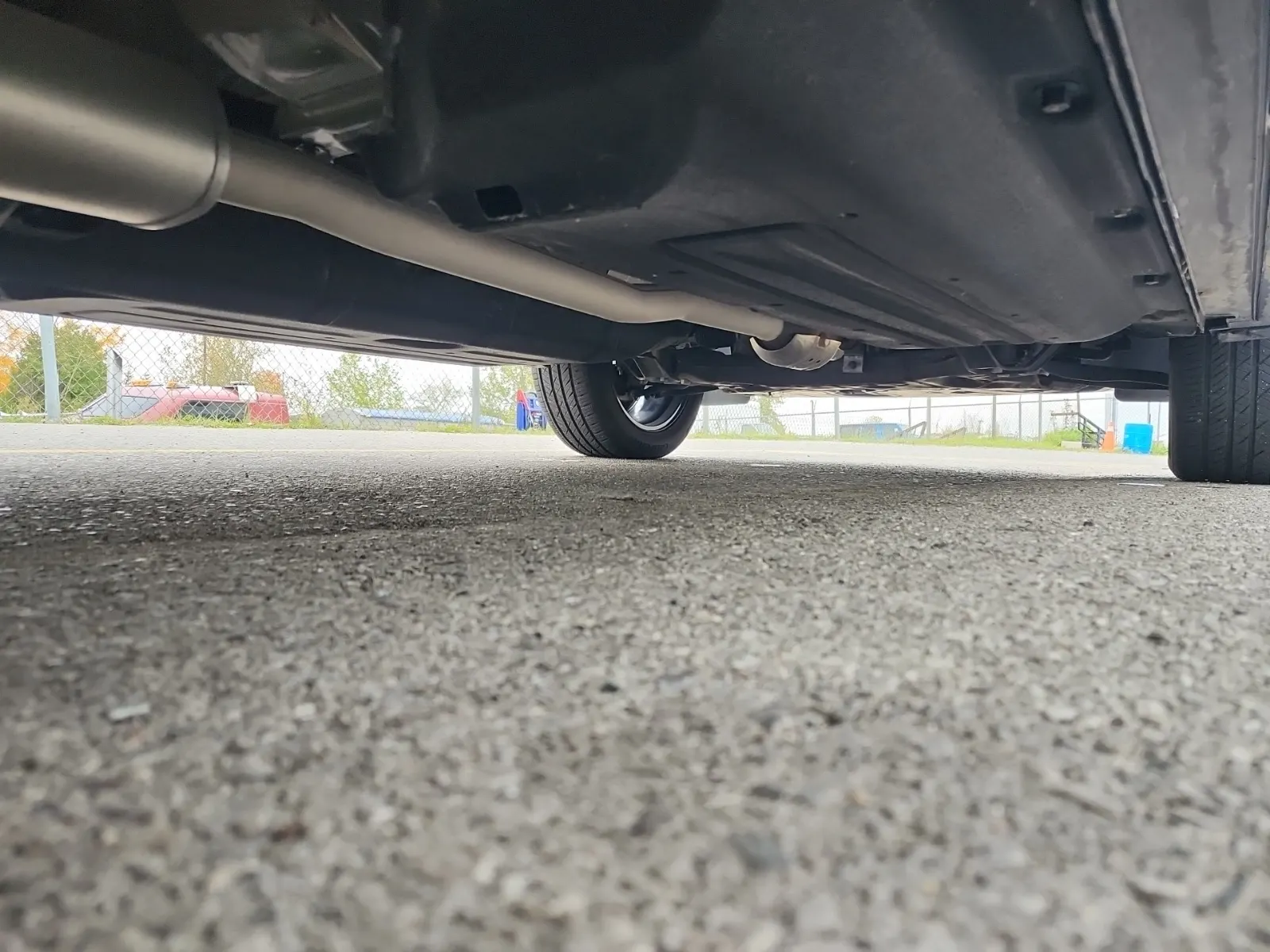 Undercarriage - Passenger Photo