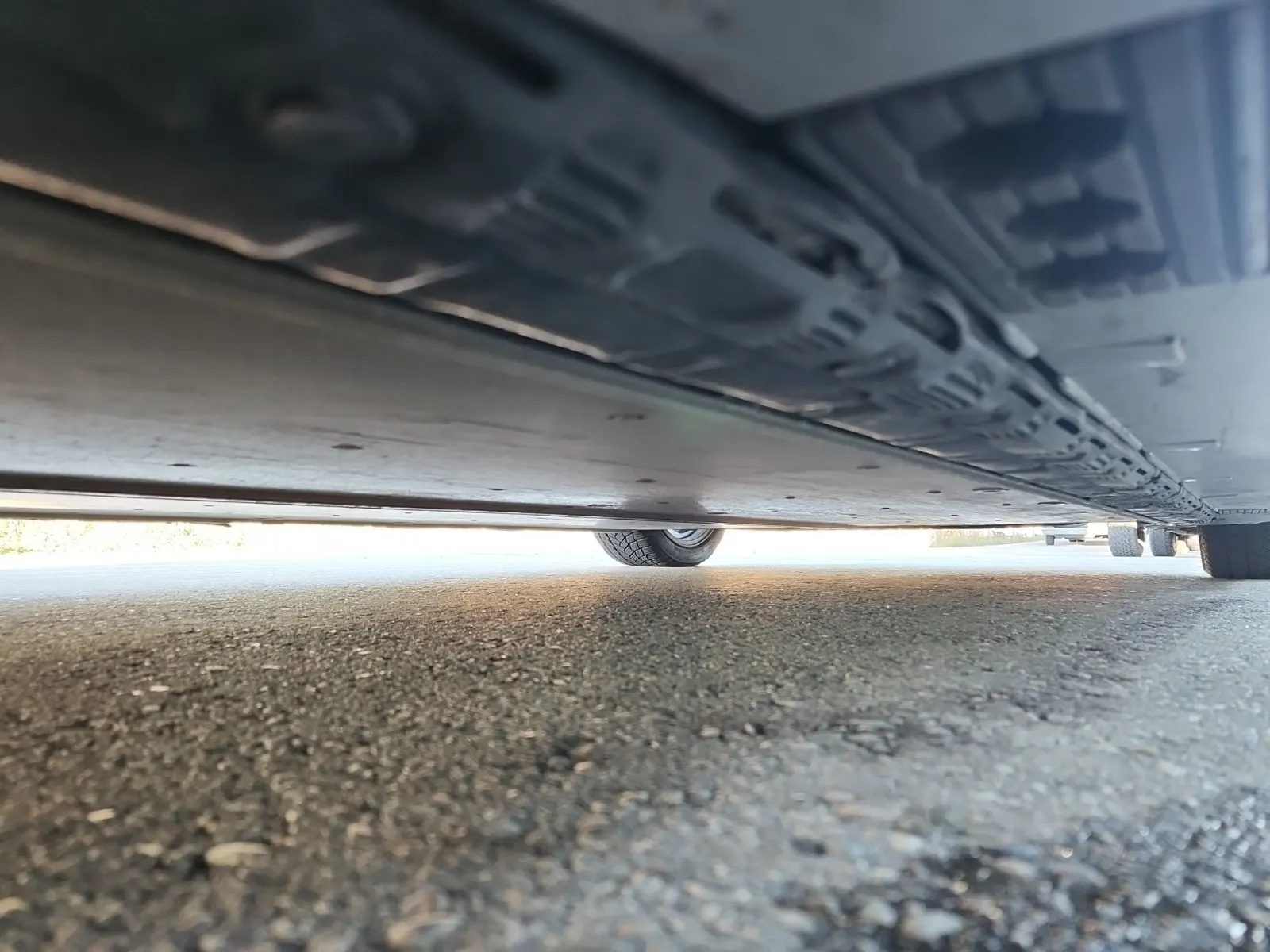 Undercarriage - Driver Photo