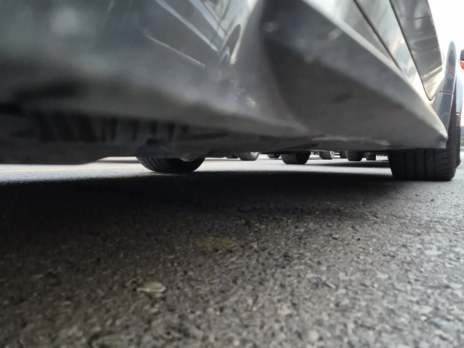 Undercarriage - Driver Photo