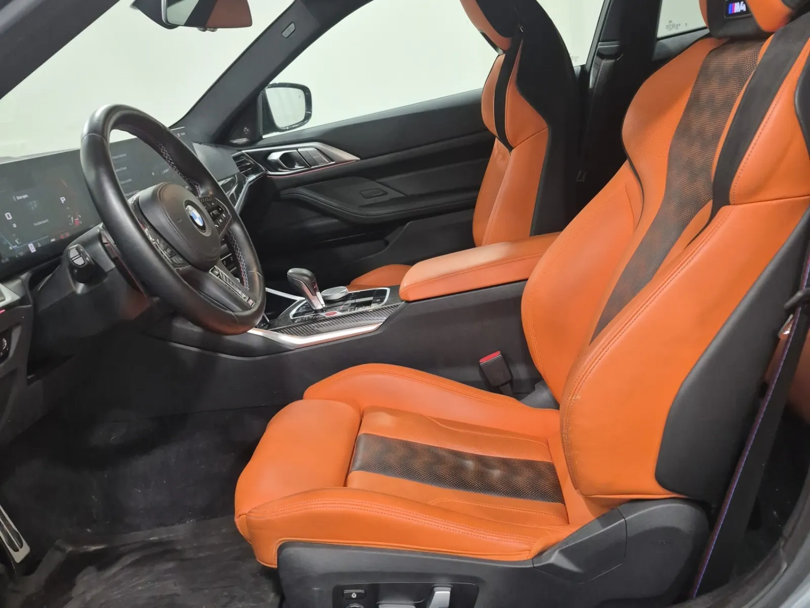 Front Interior Photo