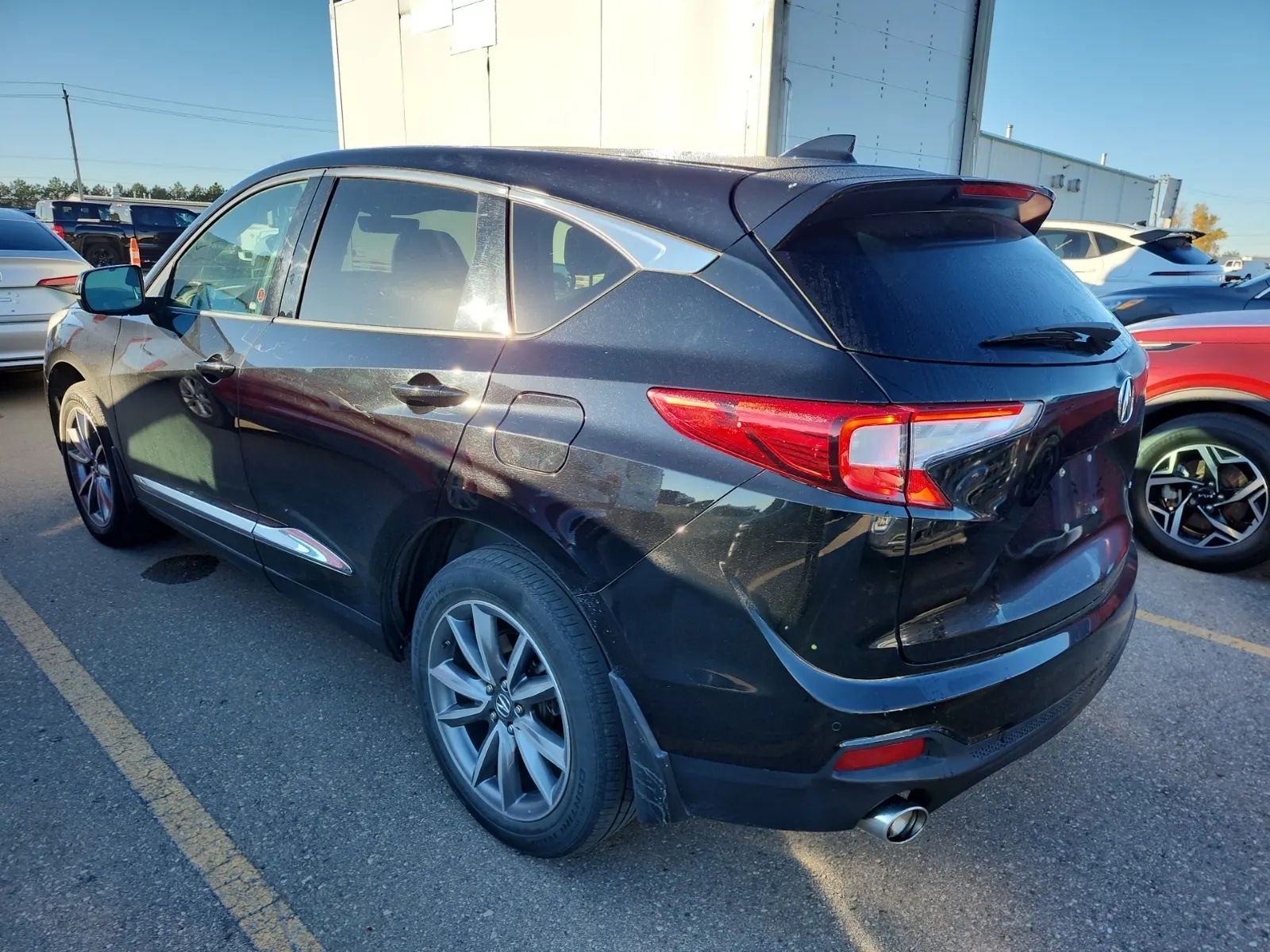 Driver Rear 3/4 Photo