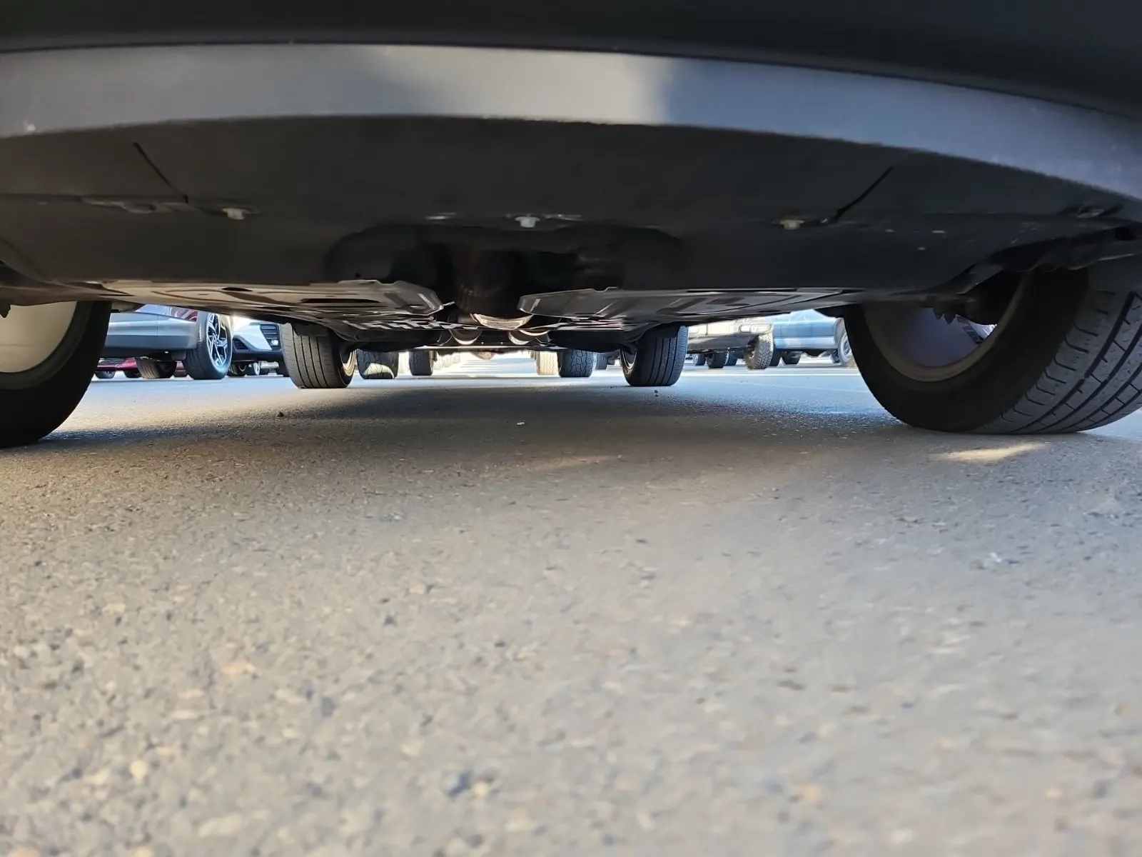 Undercarriage - Front Photo