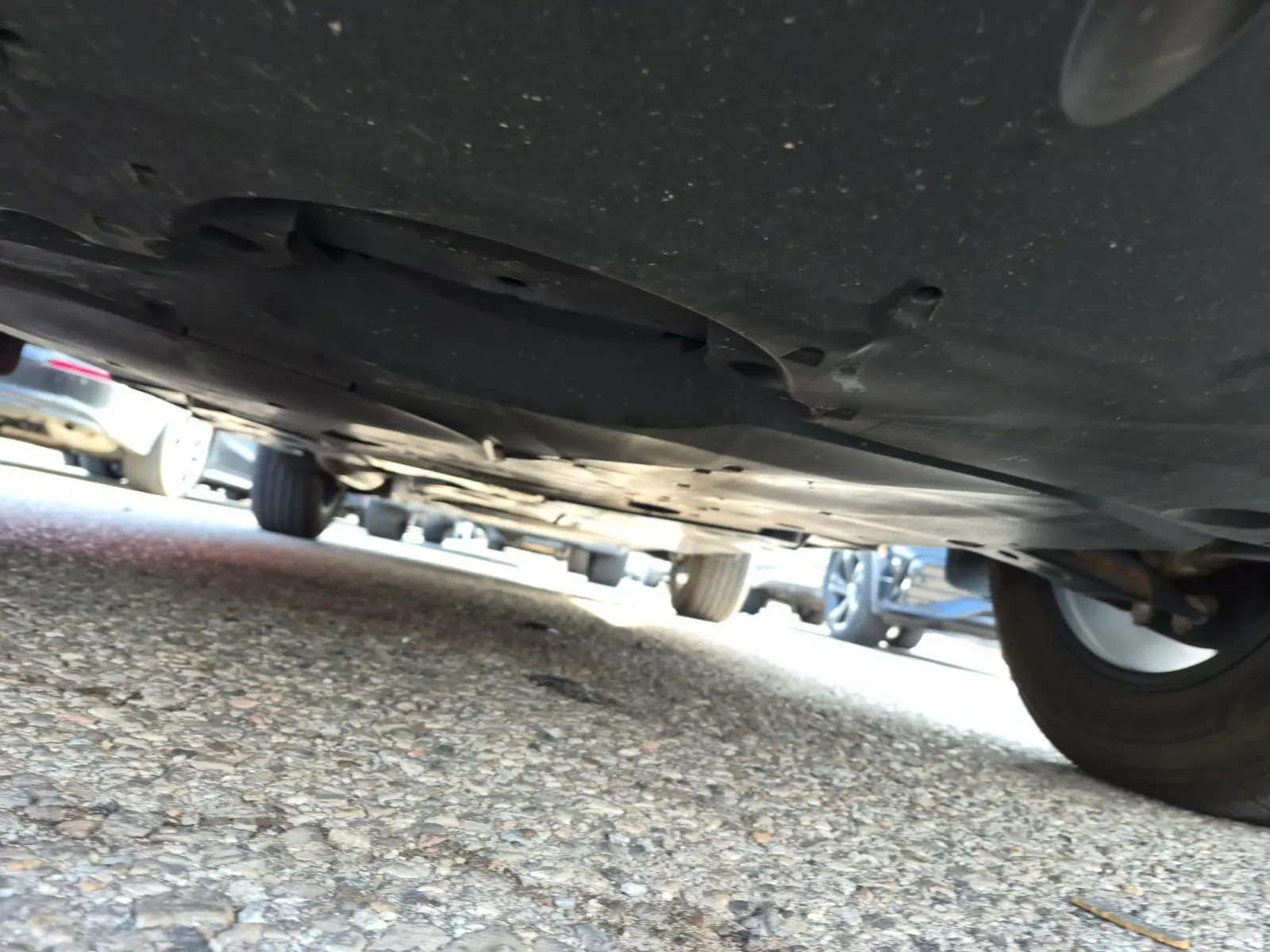 Undercarriage - Front Photo