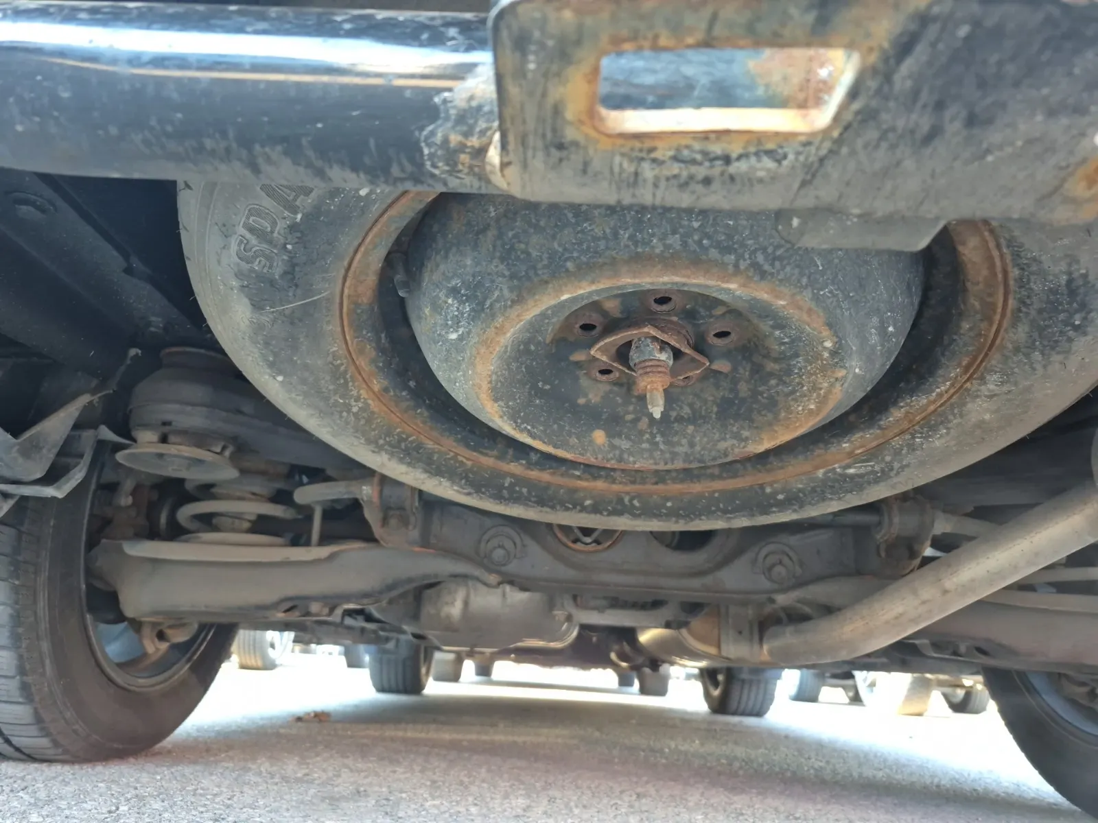 Spare Tire & Wheel Photo