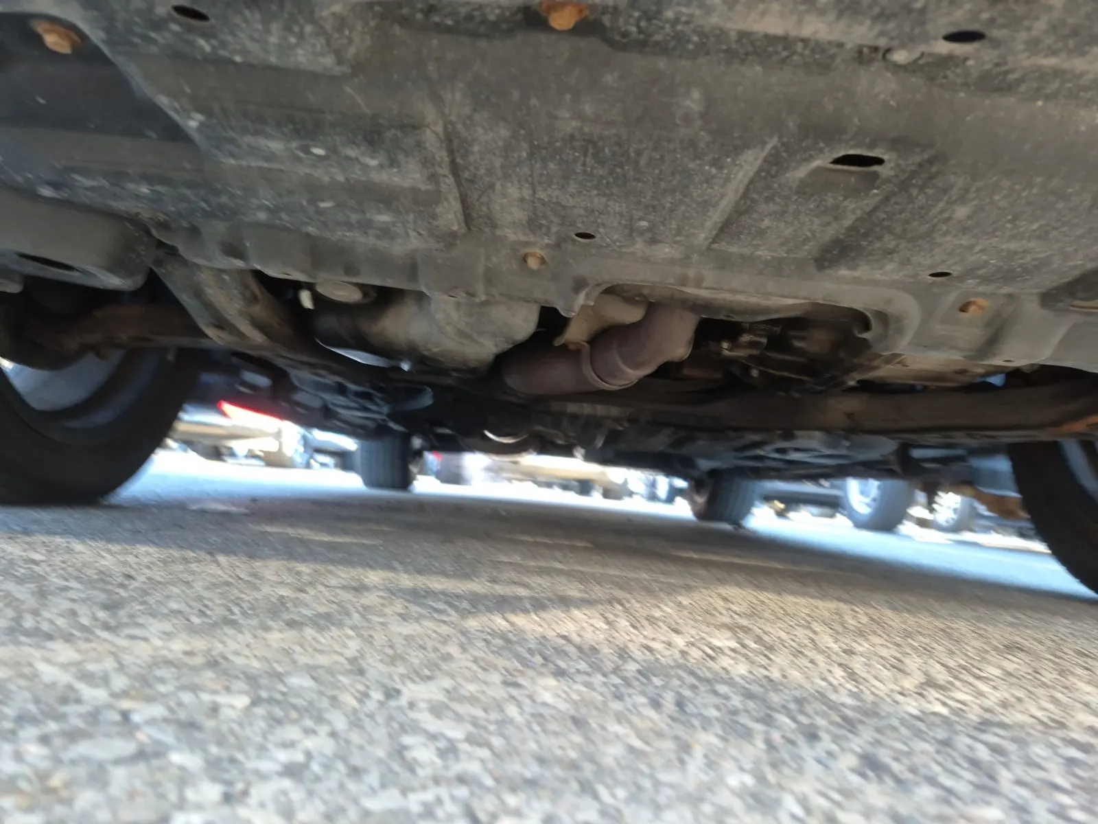 Undercarriage - Front Photo