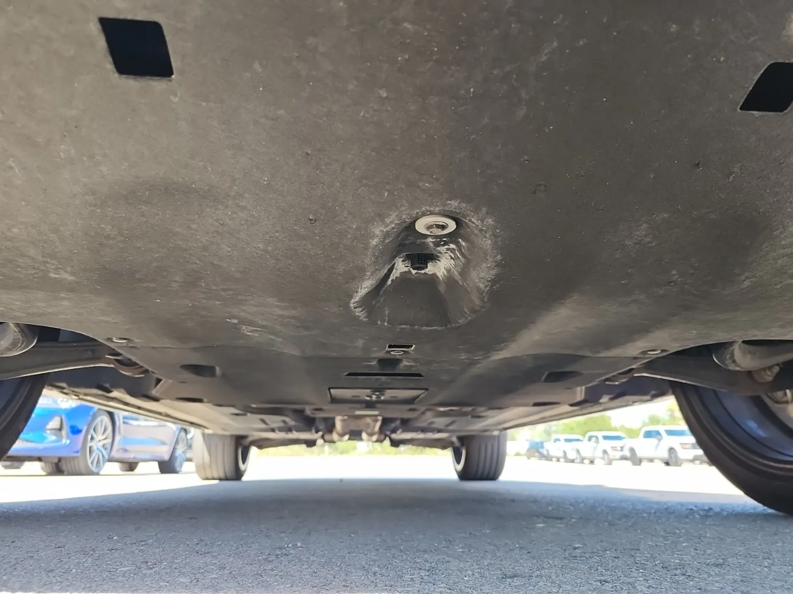 Undercarriage - Front Photo