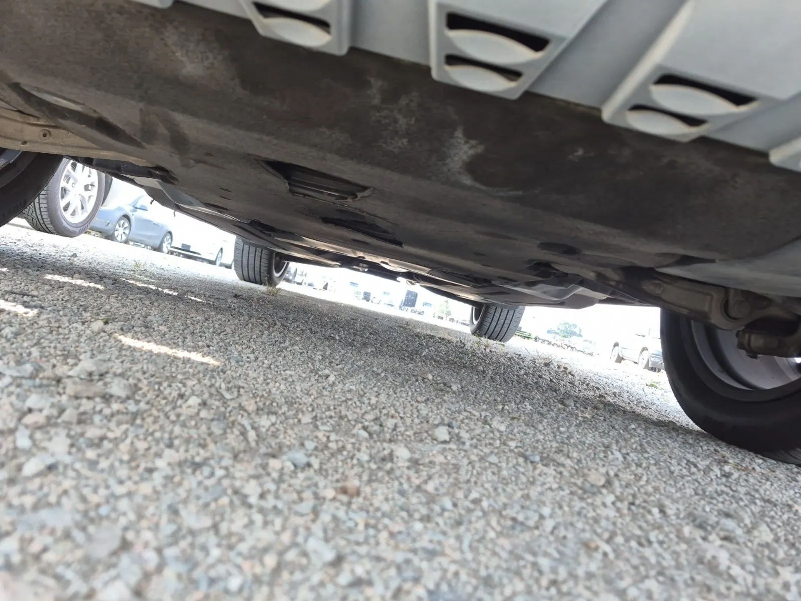 Undercarriage - Front Photo