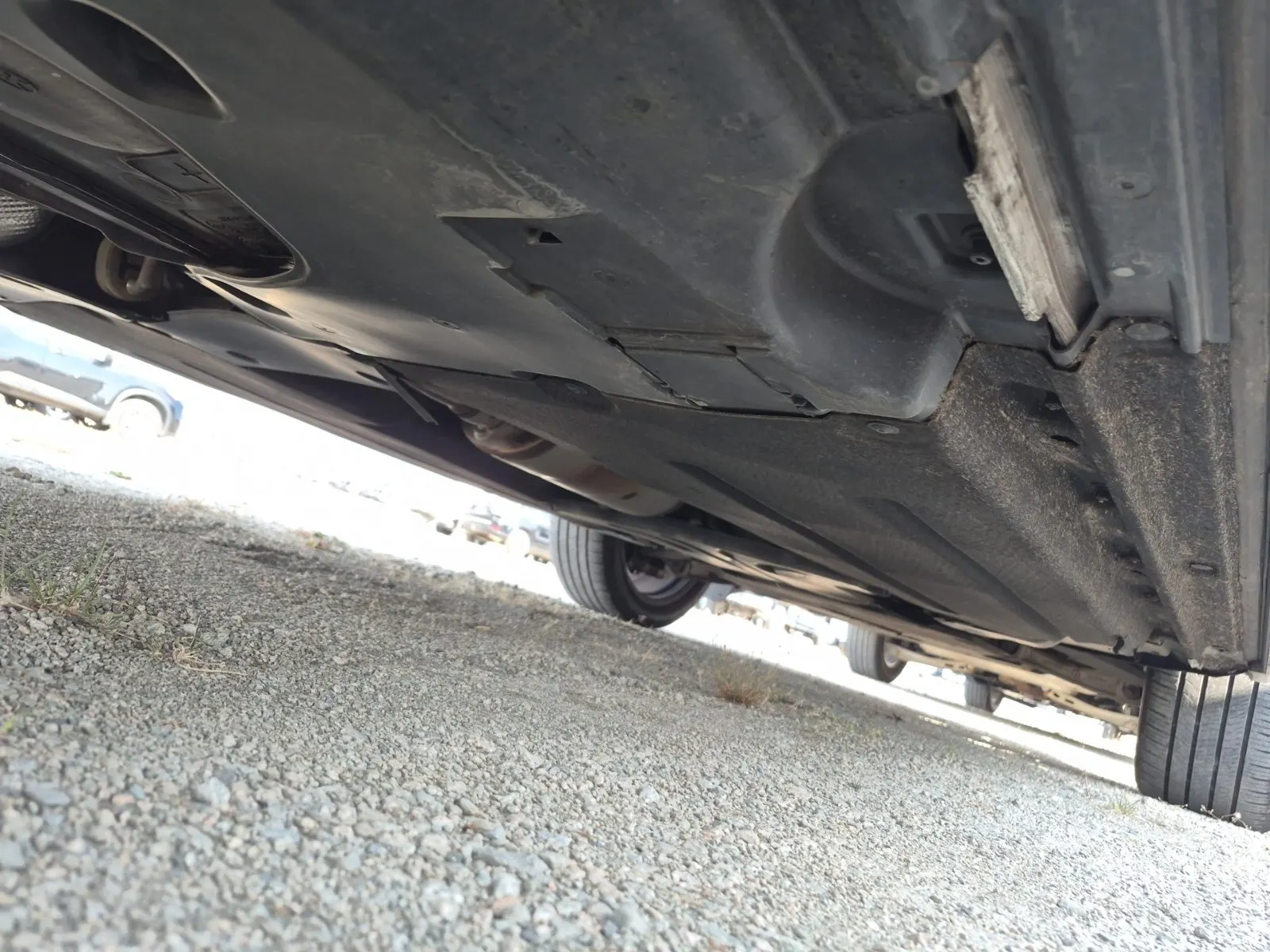 Undercarriage - Passenger Photo
