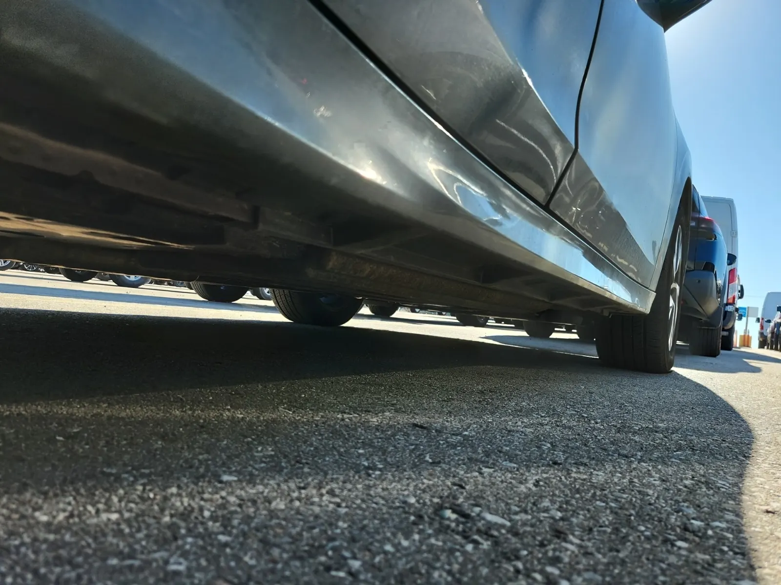 Undercarriage - Passenger Photo