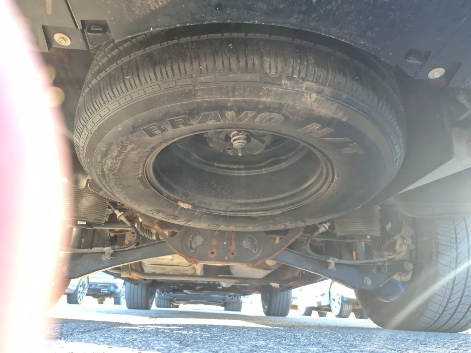 Undercarriage - Rear Photo