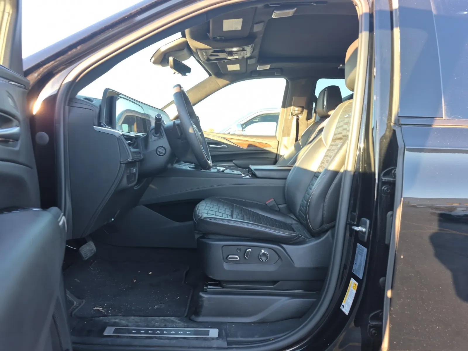 Front Interior Photo