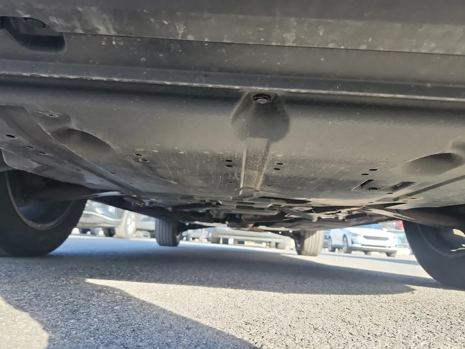 Undercarriage - Front Photo