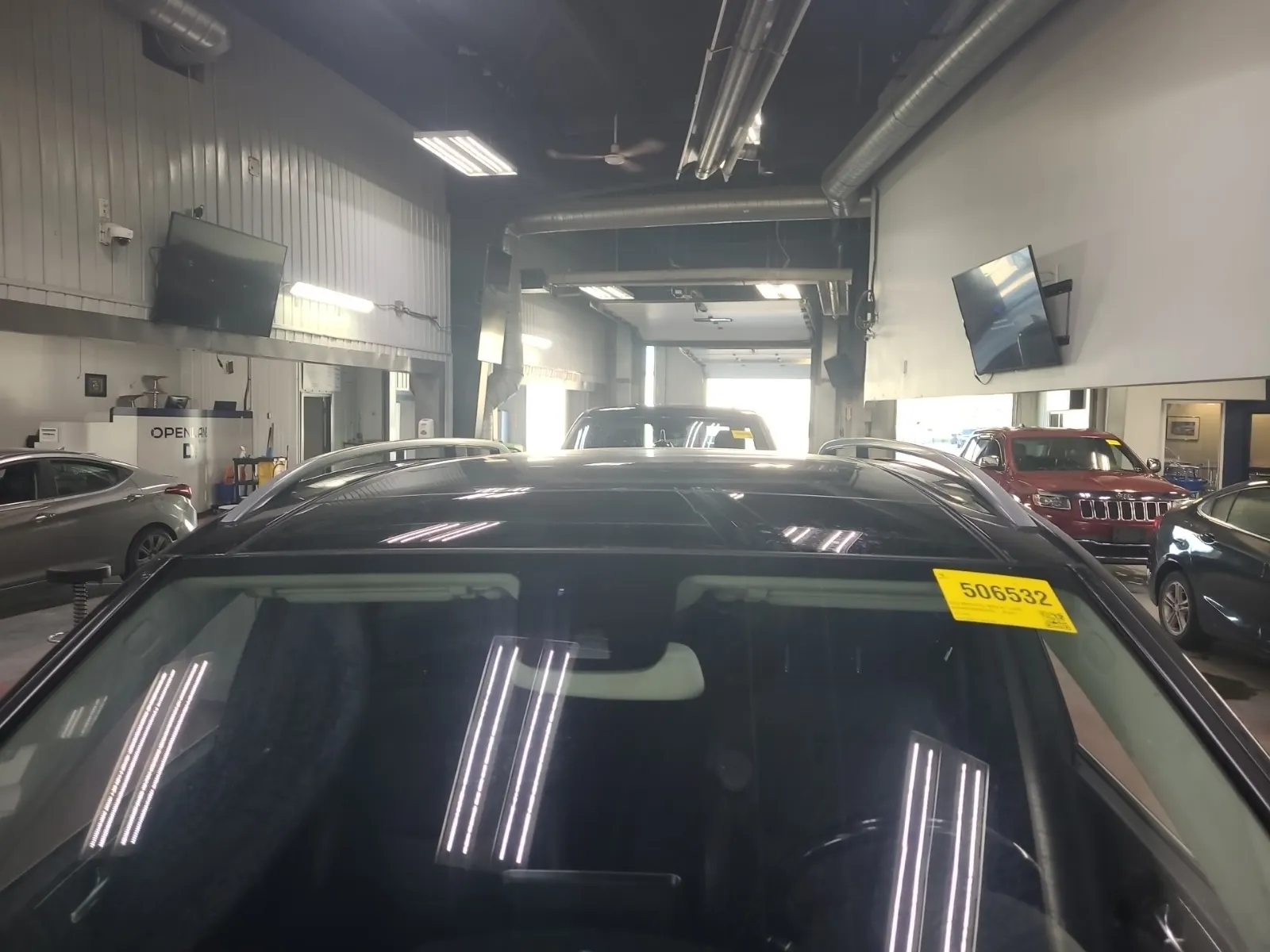 Exterior Roof Photo