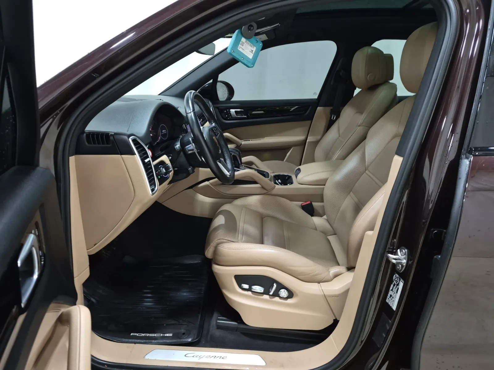 Front Interior Photo