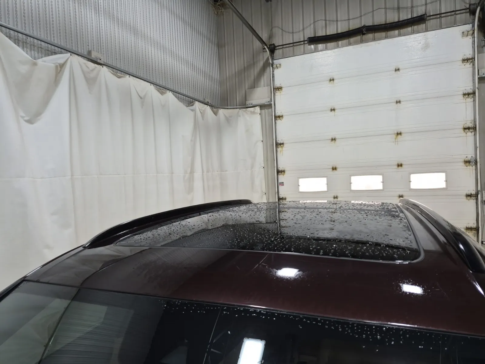 Exterior Roof Photo