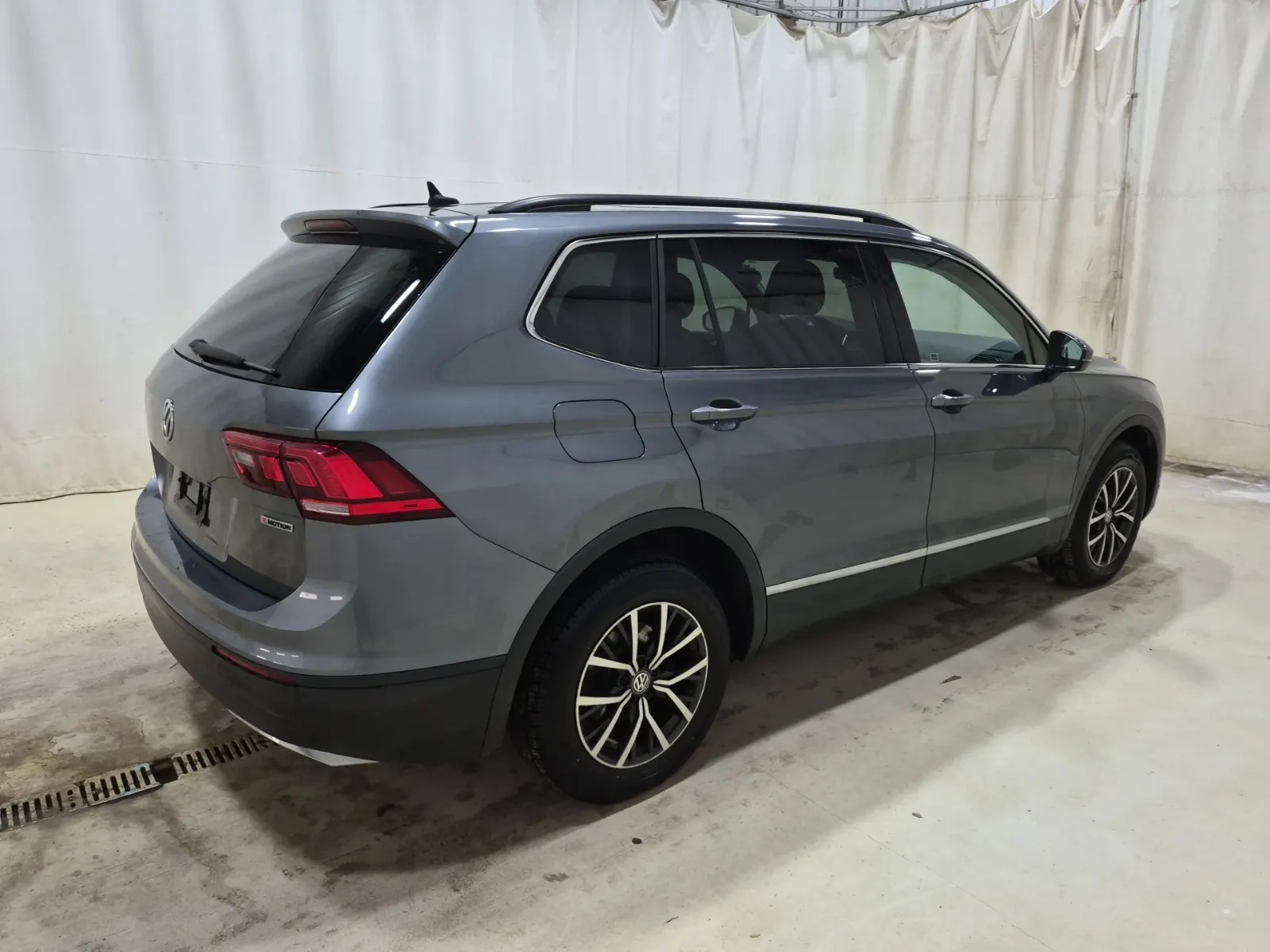 Passenger Rear 3/4 Photo