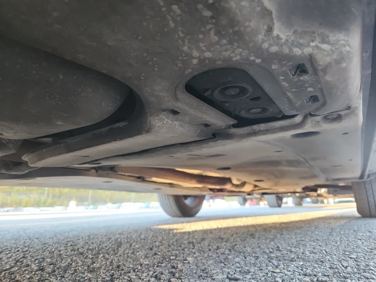 Undercarriage - Passenger Photo