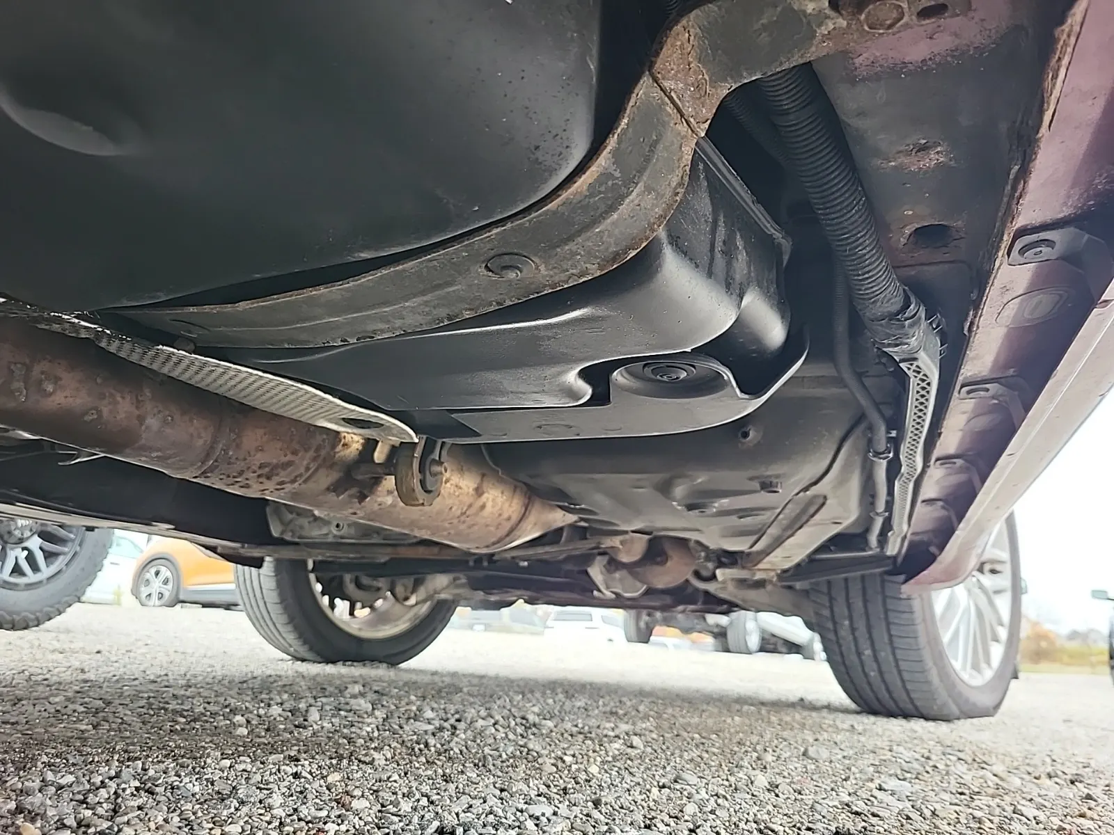 Undercarriage - Passenger Photo