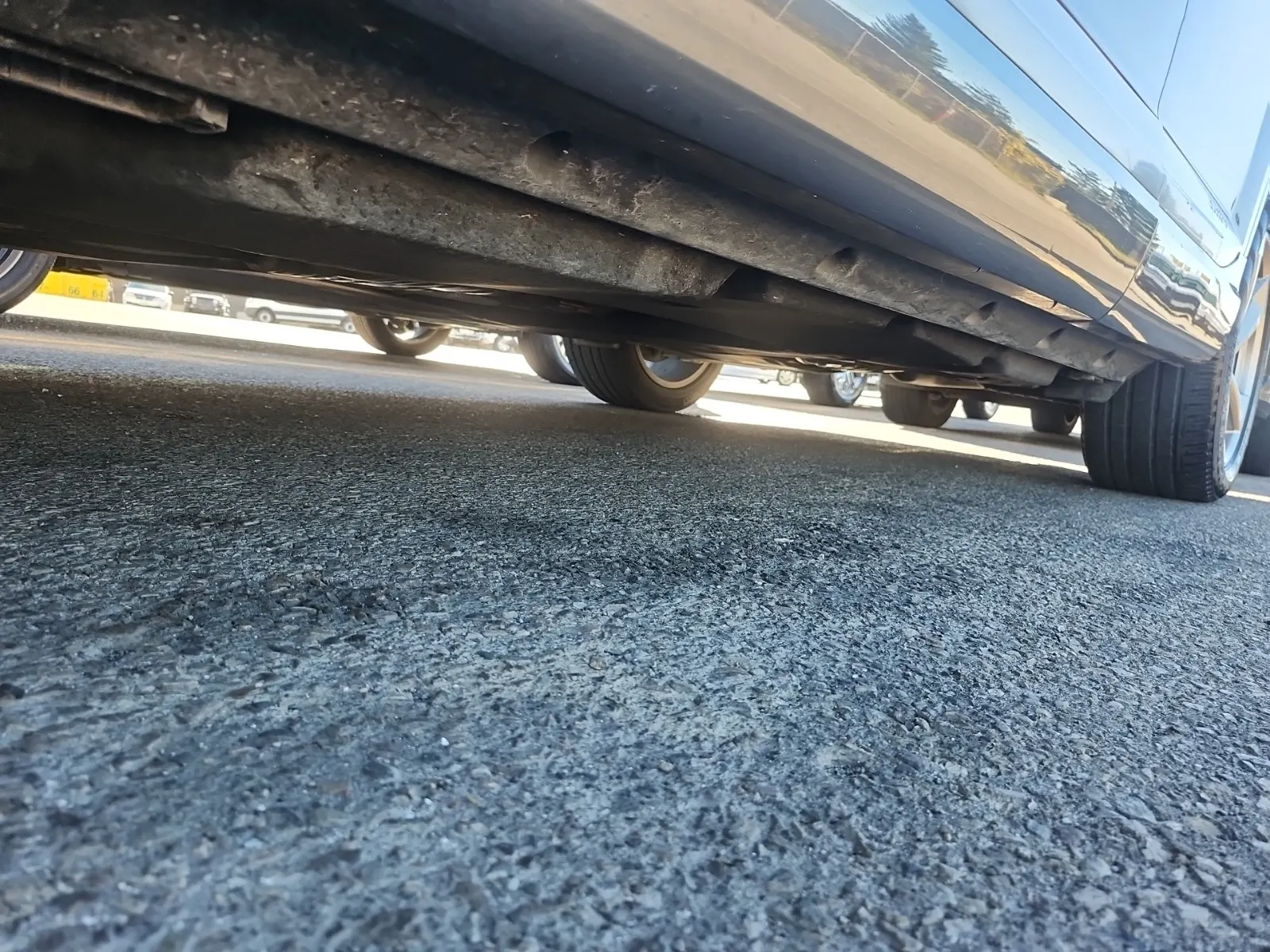 Undercarriage - Driver Photo