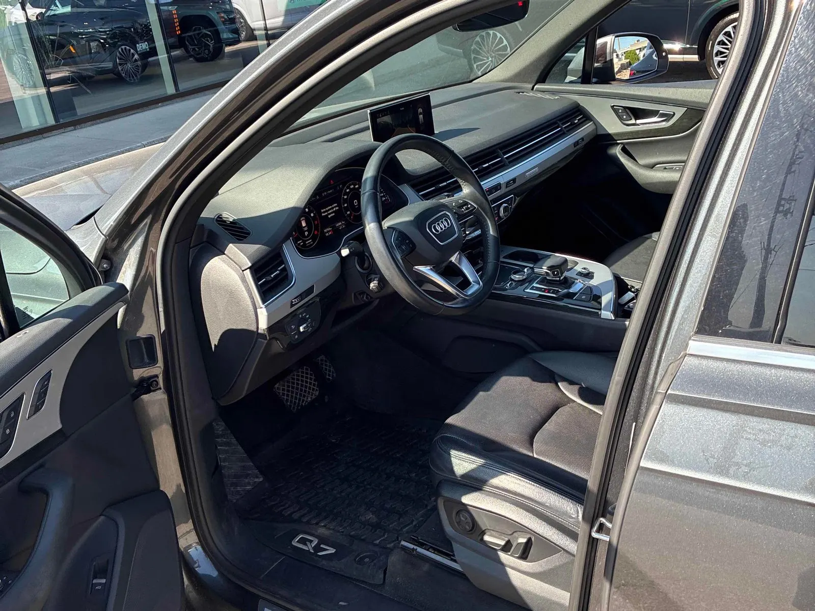 Interior driver side