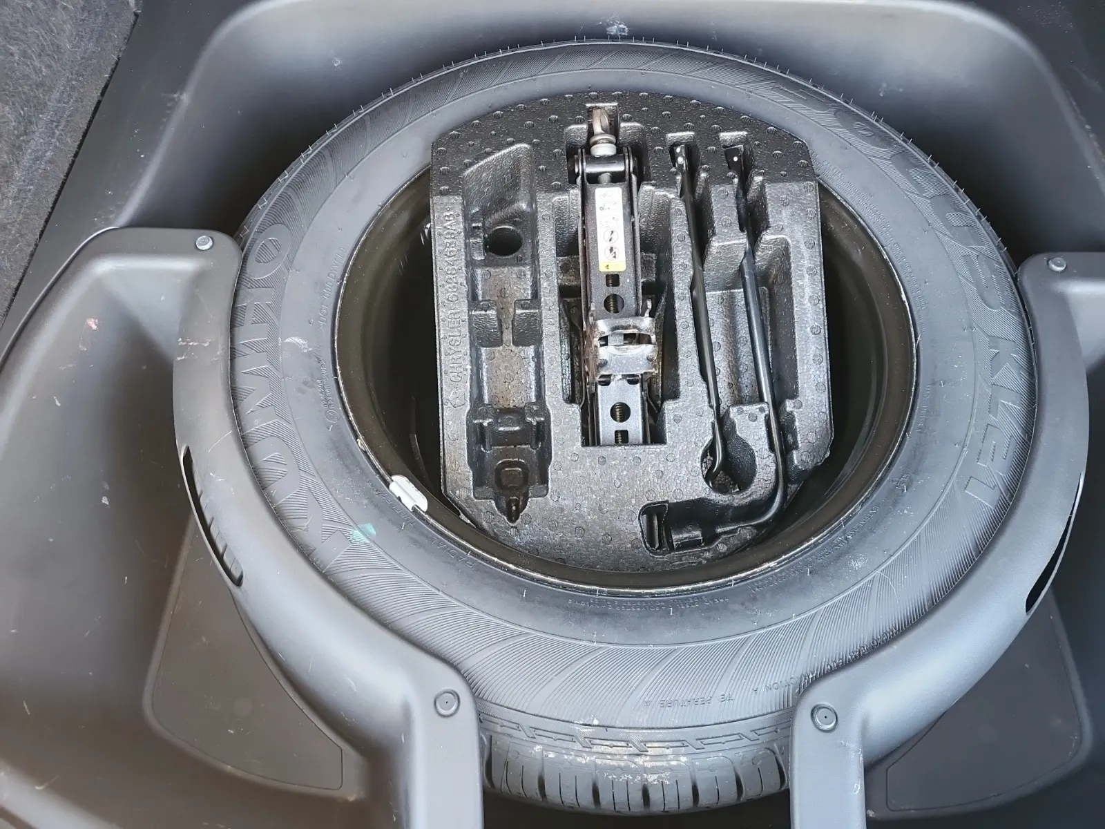 Spare Tire & Wheel Photo