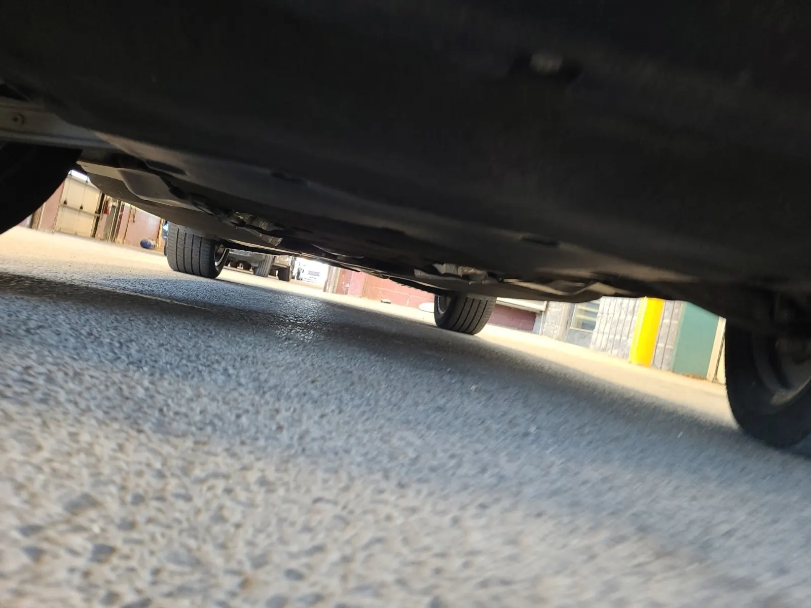 Undercarriage - Front Photo