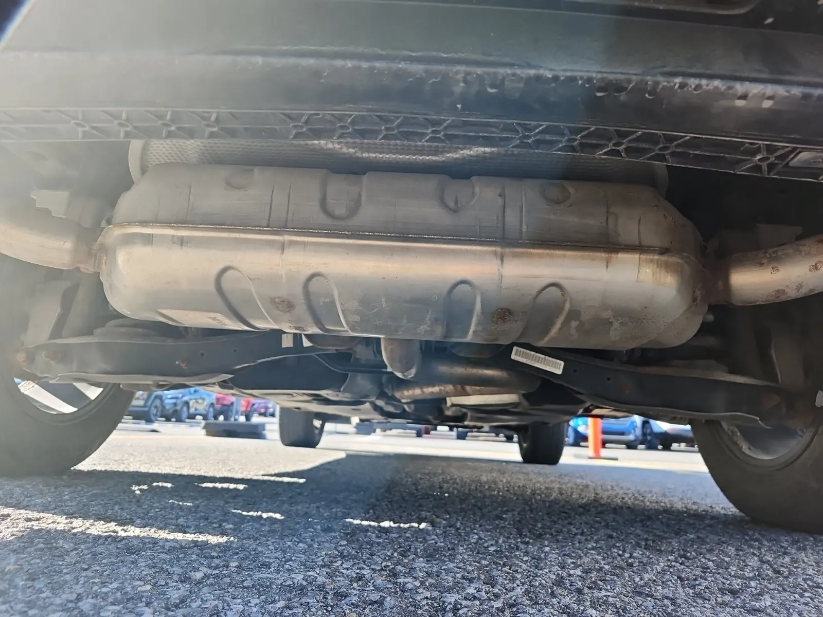Undercarriage - Rear Photo
