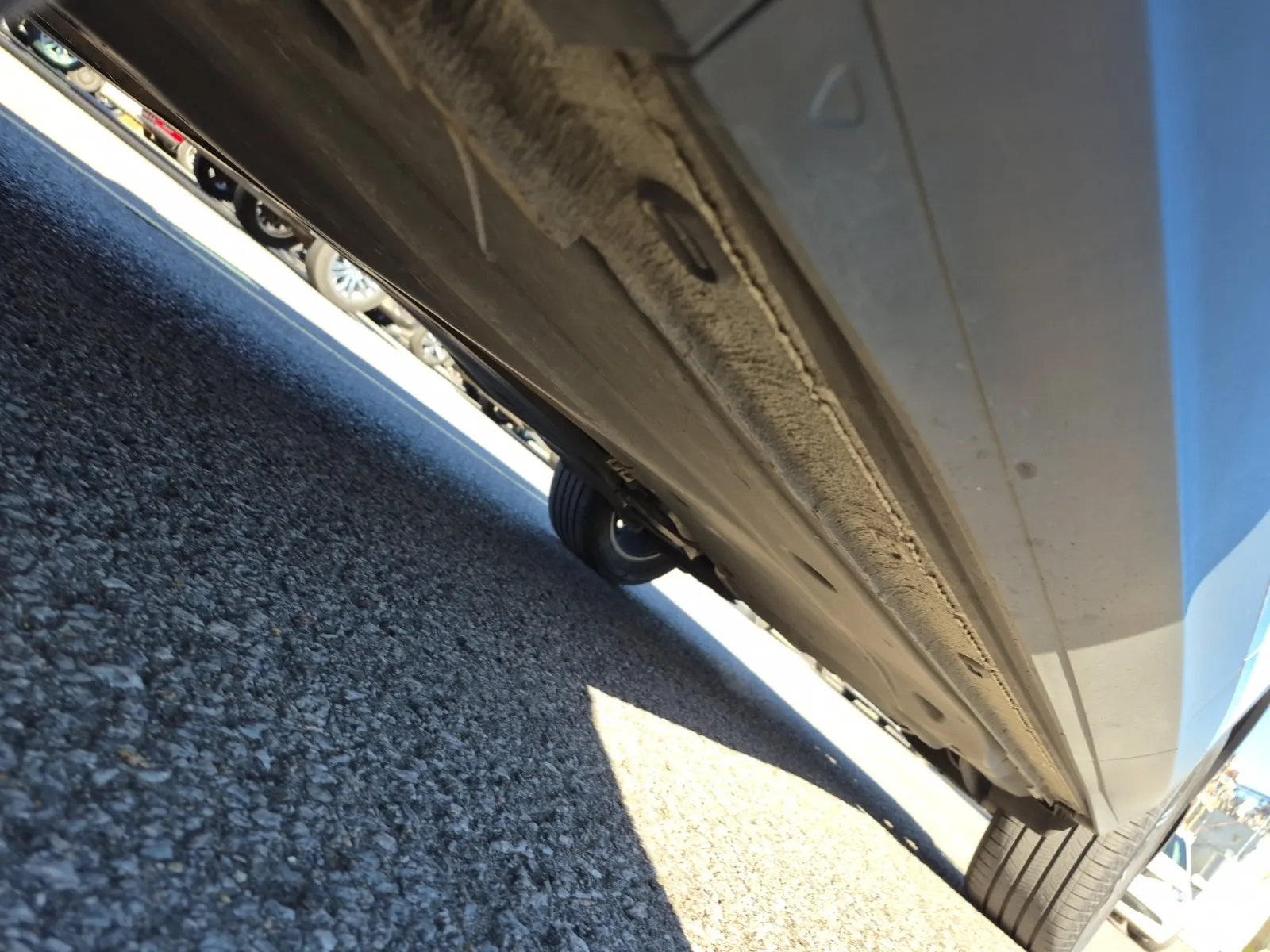 Undercarriage - Driver Photo