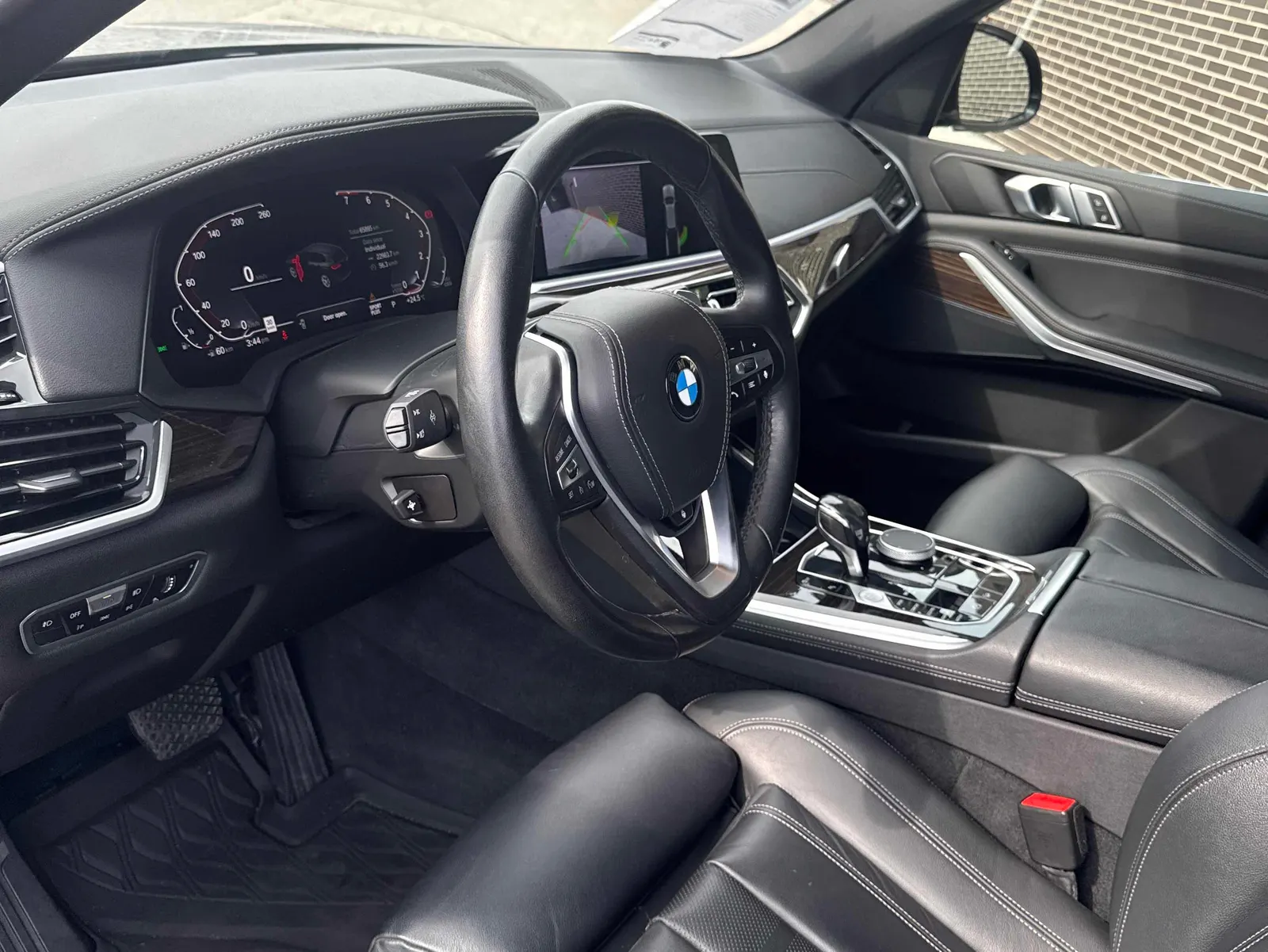 Interior driver side