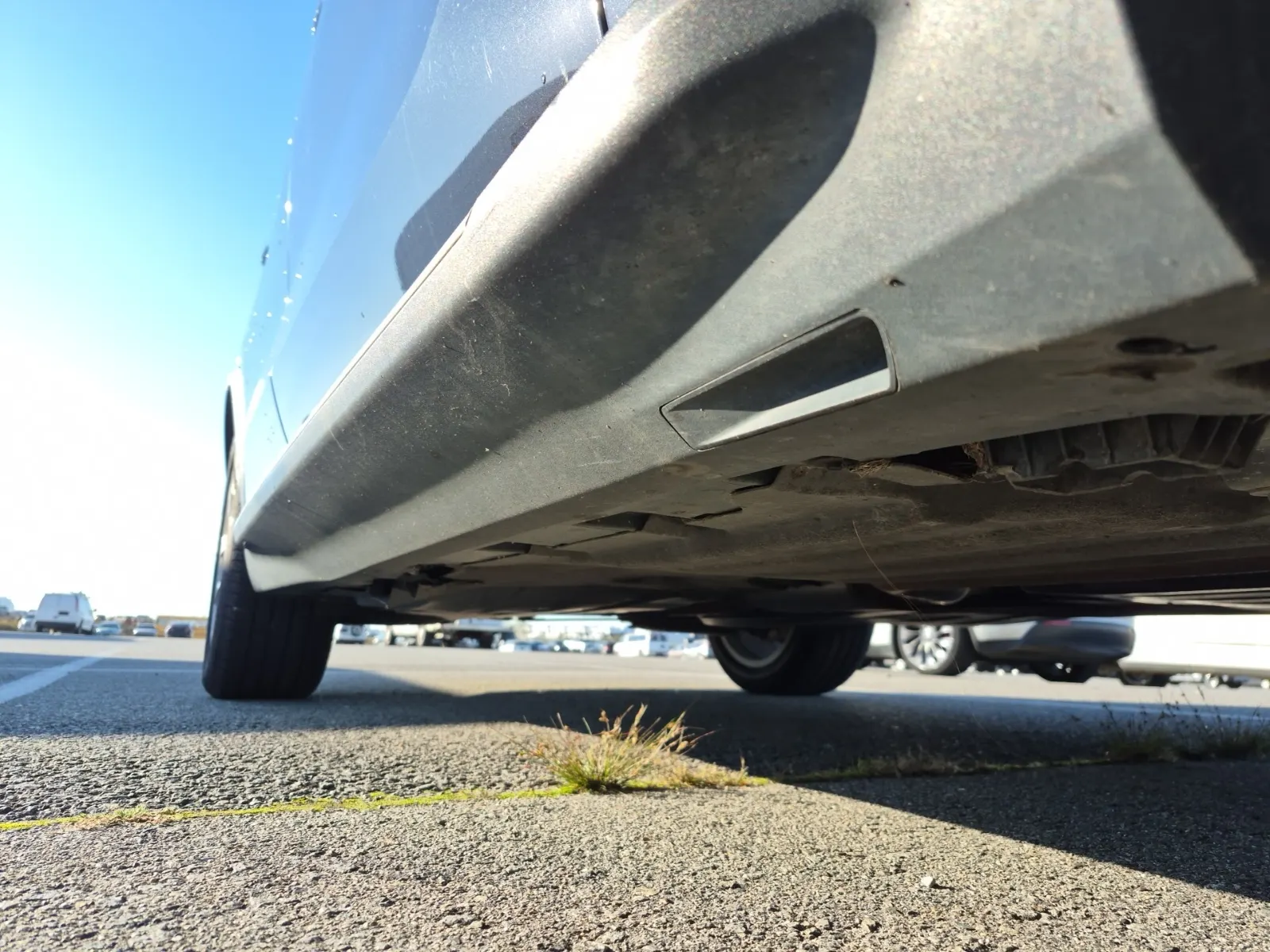 Undercarriage - Passenger Photo