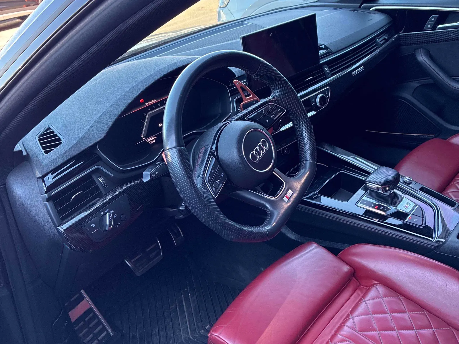 Interior driver side