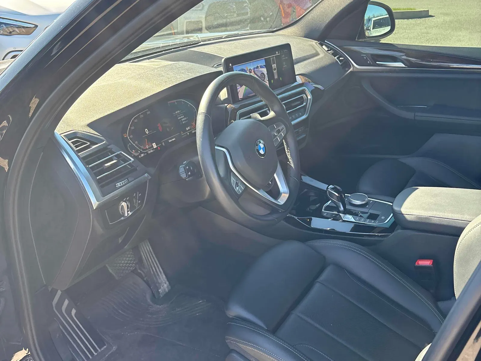 Interior driver side