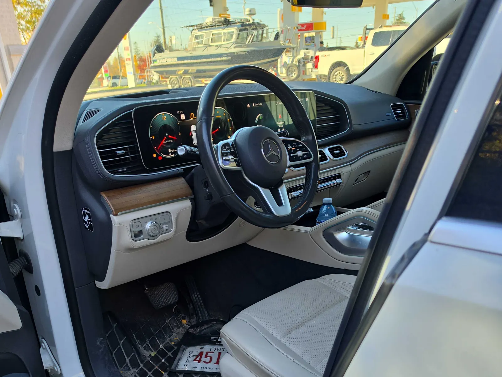 Interior driver side