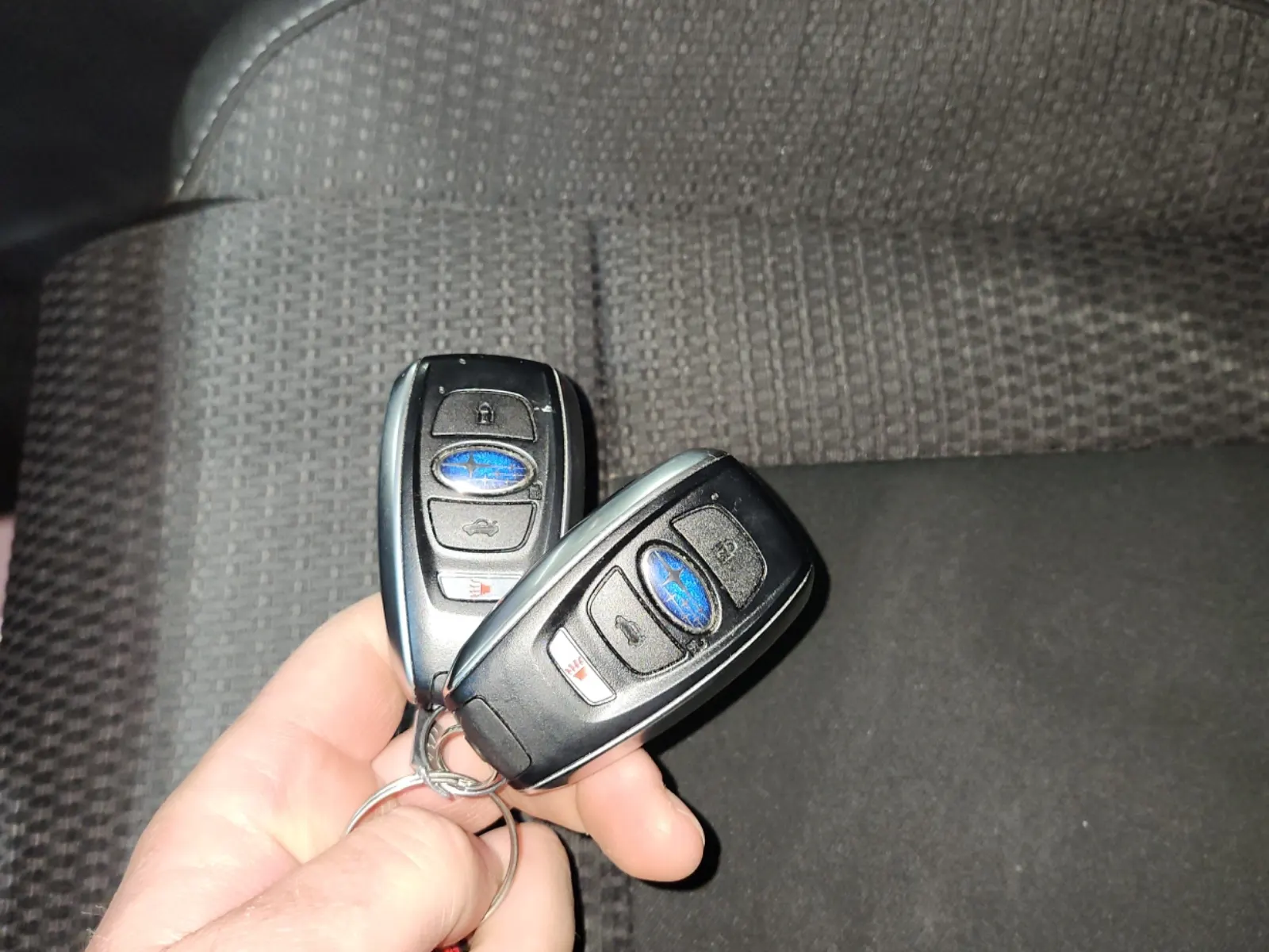 Keys/Fobs/Manual Photo