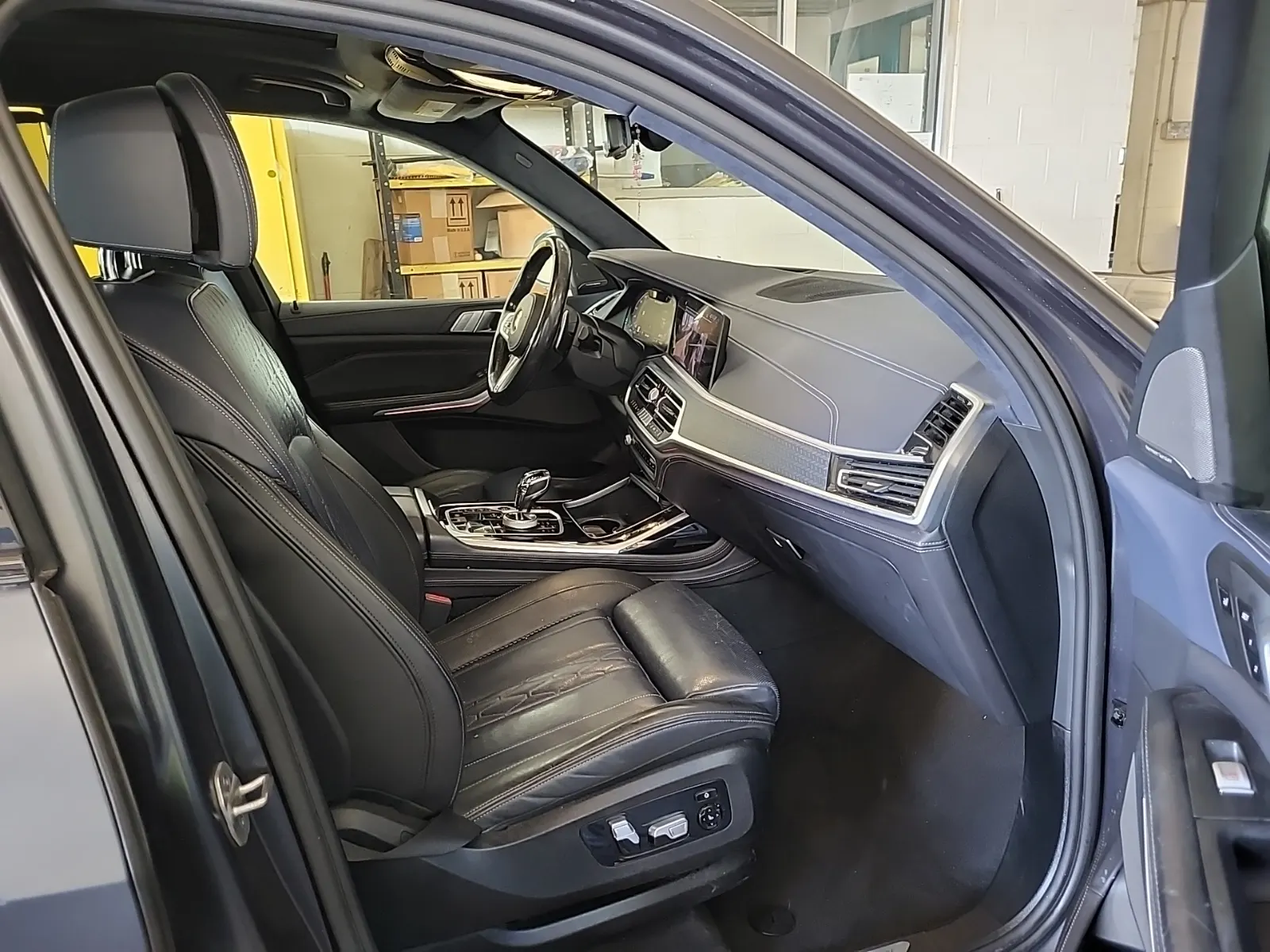 Right Side Interior Photo