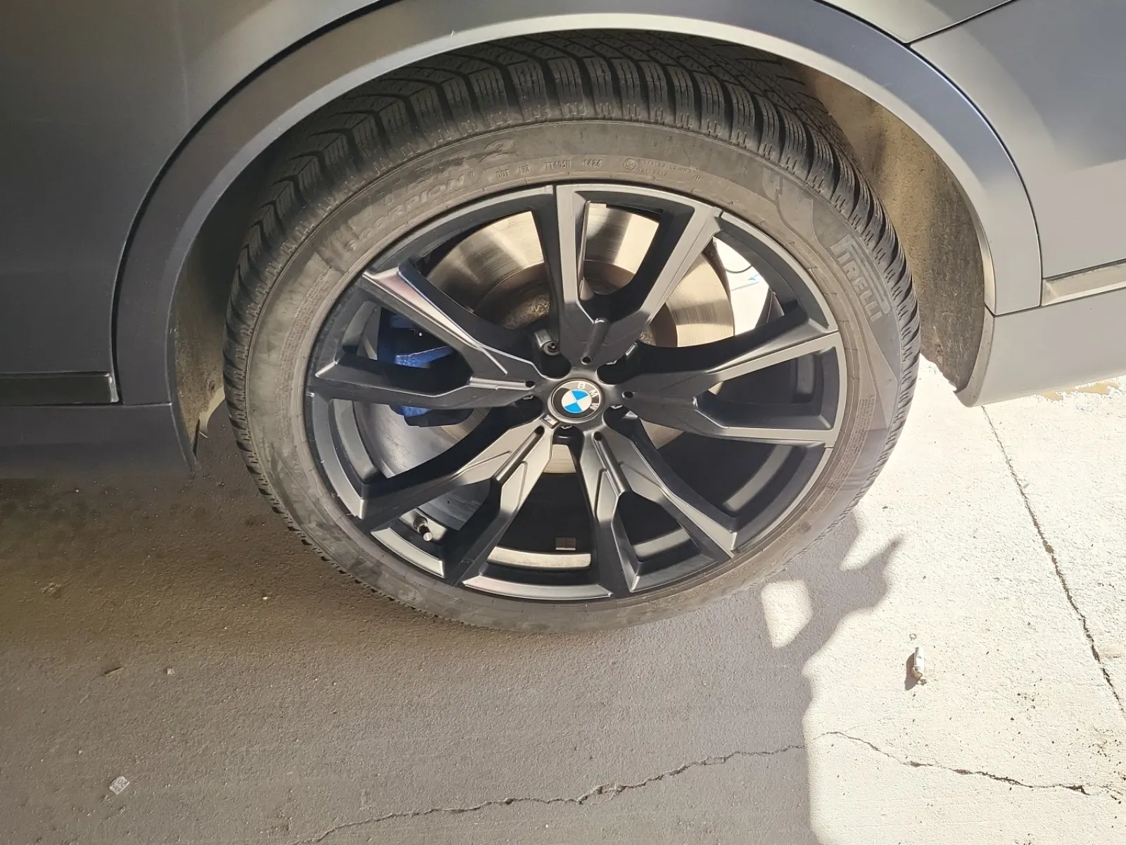 Left Rear Wheel/Tire Photo