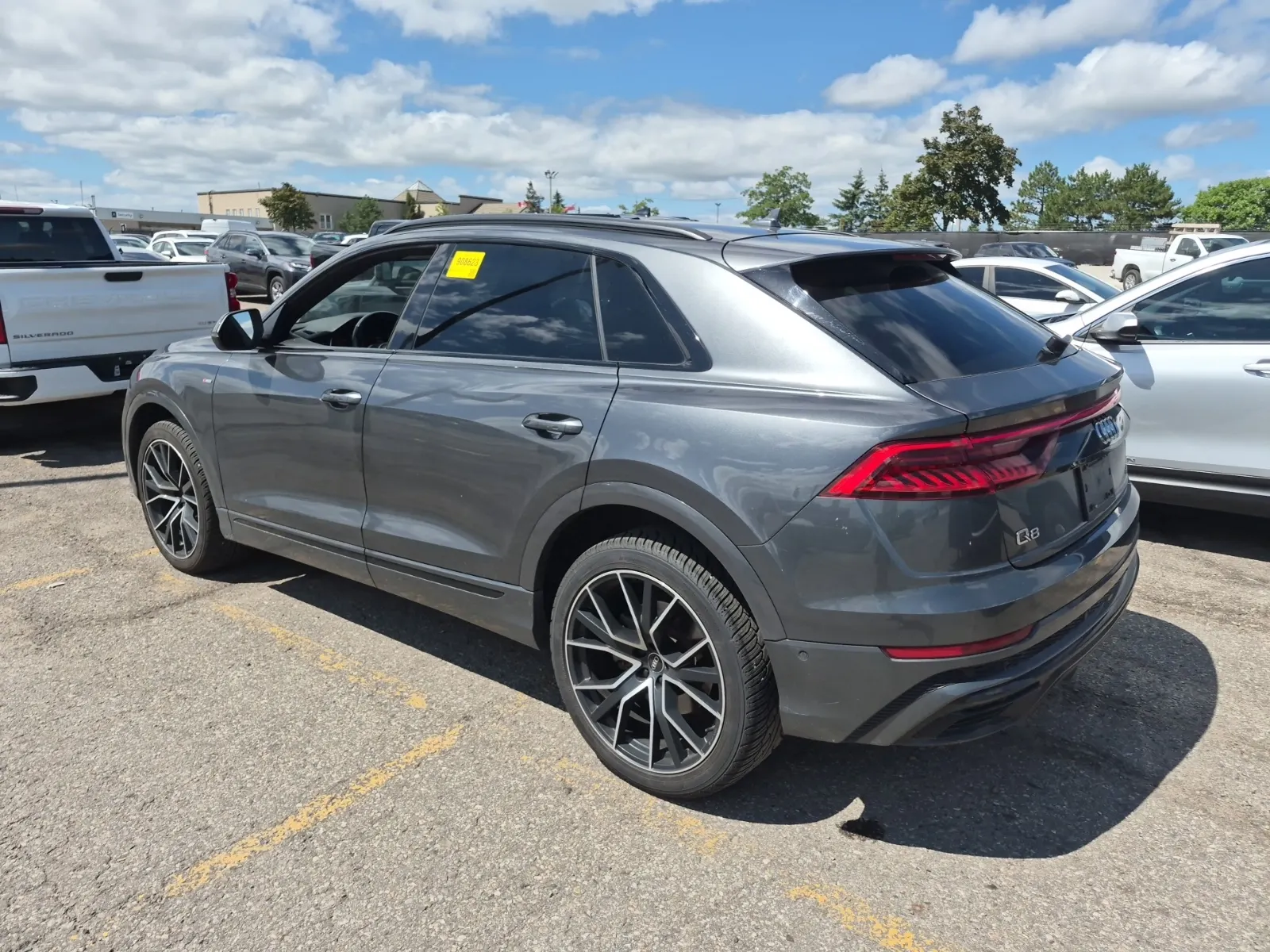 Driver Rear 3/4 Photo