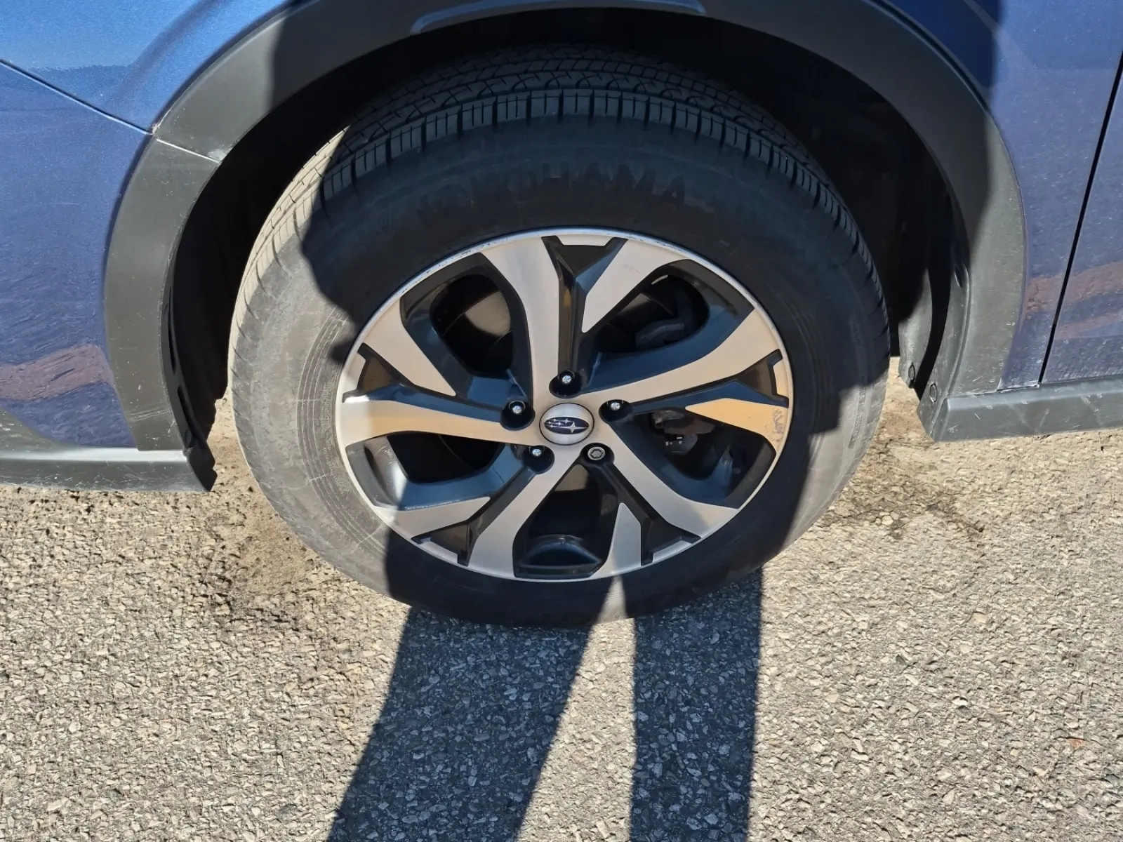 Front driver wheel/tire photo